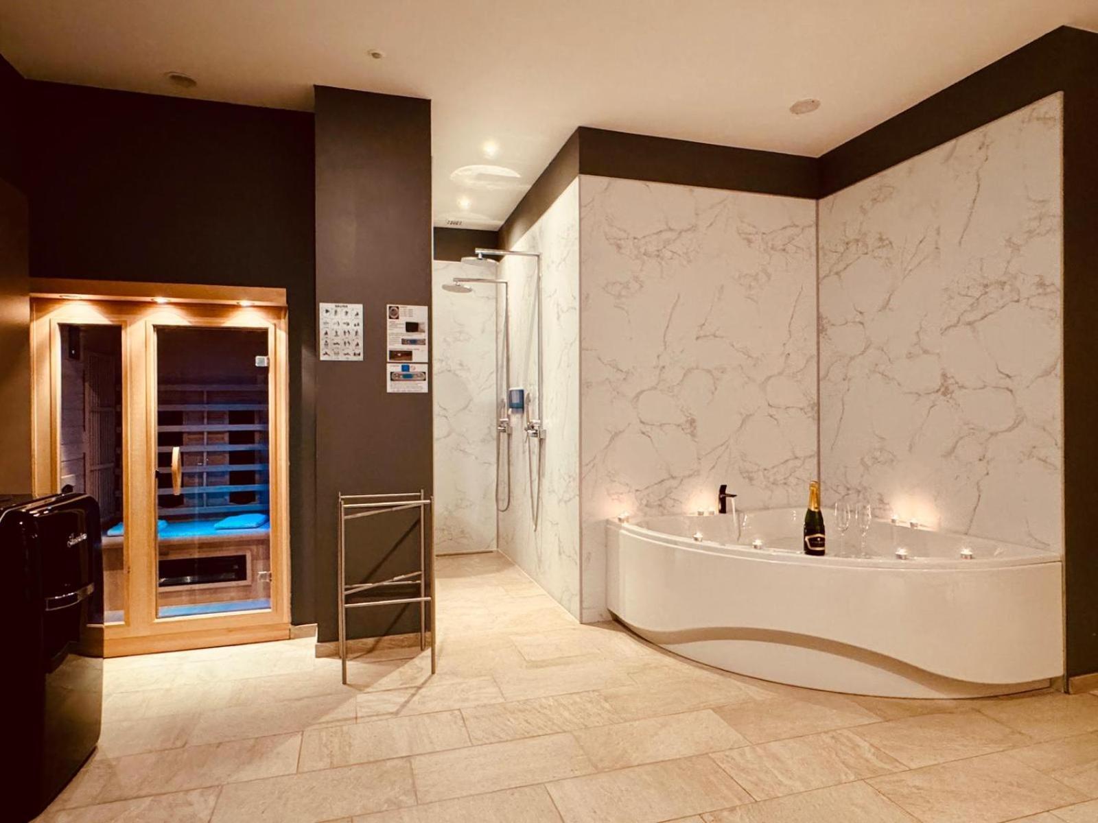 The Rose Suites 布鲁日 外观 照片